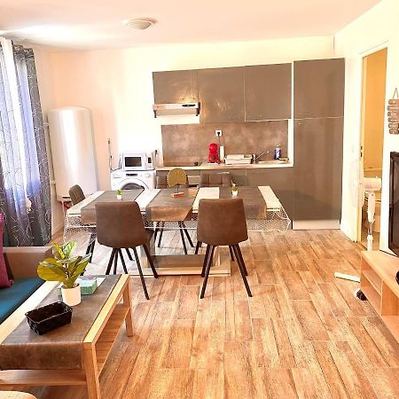 Appartement Quartier Populaire A Perpignan Exteriér fotografie